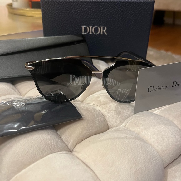 Brand New Dior J'adior
Reflective Sunglasses - Picture 1 of 10